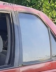 1993 model peugeot 405 çıkma sol arka kapı camı