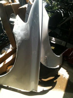 2006 - 2008 MODEL VOLVO S40 ÇIKMA SAĞ SOL ARKA ÇAMURLUK.