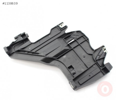 AUDİ A4 08-12 SAĞ FAR ALT TABLASI 8K0941454
