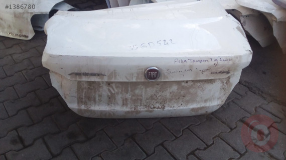 Fiat Egea Arka Bagaj Kapısı