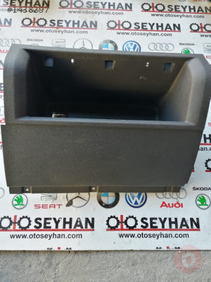 2K1857919 volkswagen caddy 2005 torpido gözü