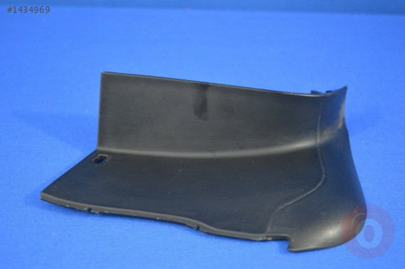 AUDİ A4 16-19 STOP LAMBASI KAPAĞI SAĞ DIŞ 8W5945254