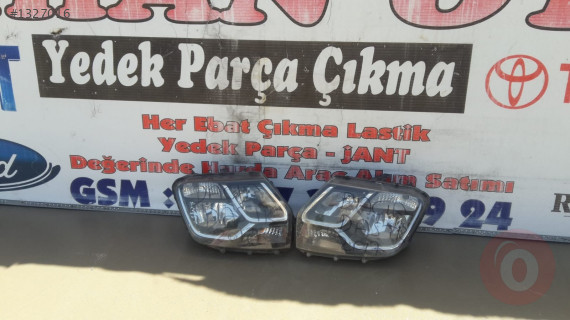 DACIA DASTER SAĞ VE SOL ÖN FARLAR
