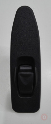Mitsubishi Carisma Sağ Cam Düğmesi 8 Pin