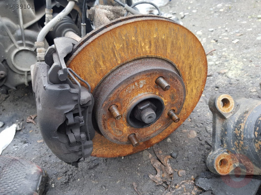 Ford Focus Mk1 Sol Ön Fren Merkezi Hatasız Orjinal Çıkma