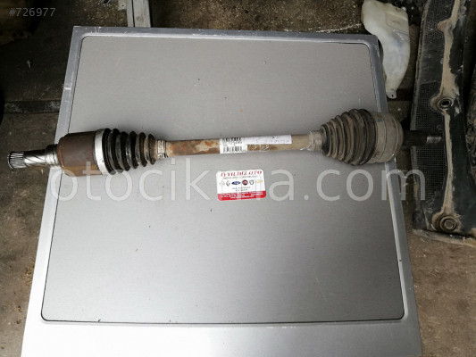 RENAULT MEGANE 3 1.5 SOL AKİS 8200725499