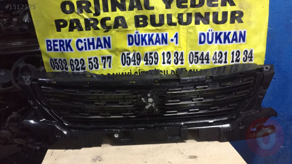 PEUGEOUT 301 MAKYAJLI KASA ON PANJUR