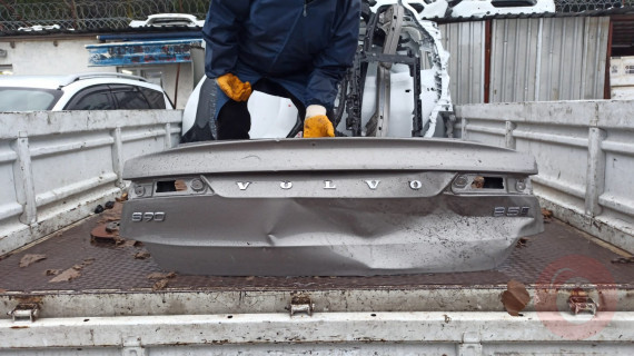 VOLVO S90 BAGAJ KAPISI ÇIKMA ORİJİNAL 2016-2021