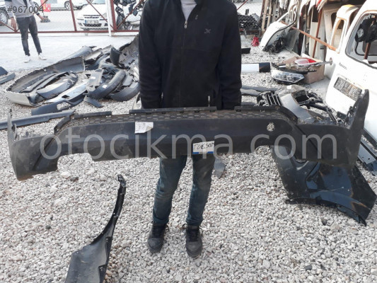 Hyundai tucson arka tampon alt eki difüzör