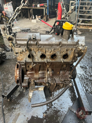 Kango 1.4 8 valf çıkma motor komple dolu garantili 2000-2012
