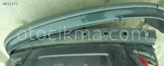 ORİJİNAL 1996 VOLVO S40 ARKA TAMPON.
