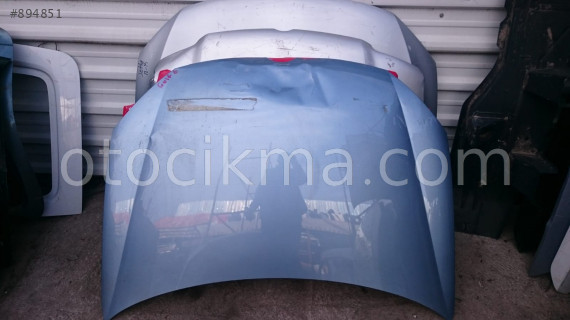 VOLKSWAGEN GOLF 6 ÖN KAPUT