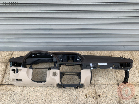MERCEDES E SERİSİ W 212 ÇIKMA DİKİŞLİ AİRBAG AÇILMIŞ TORPİDO