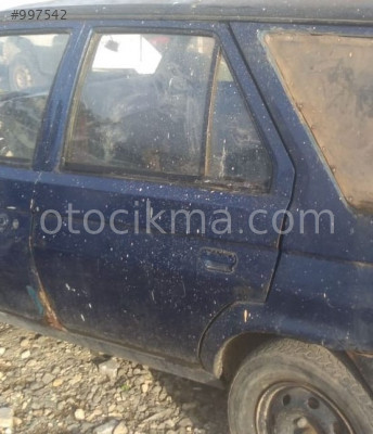 skoda forman 1.3 çıkma sol arka kapı