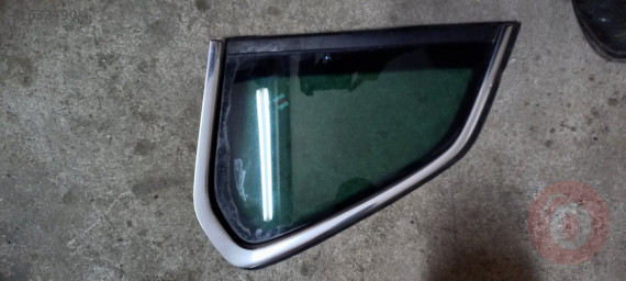 5NA845041 - VW Tiguan Sol Arka Kelebek Cam Orjinal Çıkma