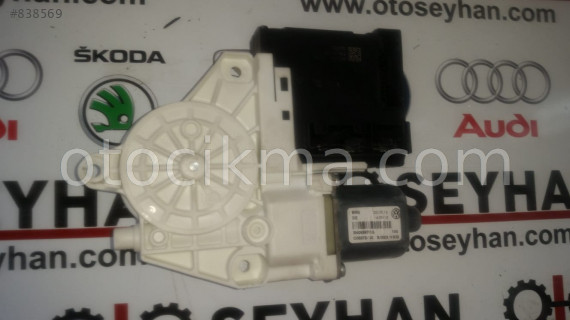 VOLKSWAGEN TİGUAN 2012-2017 SOL ÖN CAM MOTORU 5N0959701G