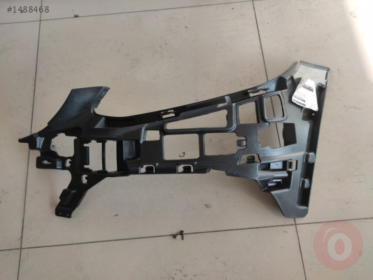 Mercedes C Serisi W205 Ön Tampon Sol Braket 2014 A2058850565
