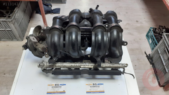 FORD FOCUS 1.6 BENZİNLİ EMME MANİFOT