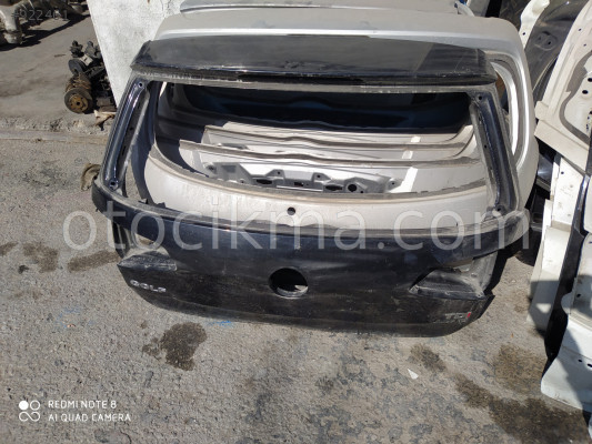 Volkswagen Golf bagaj kapısı