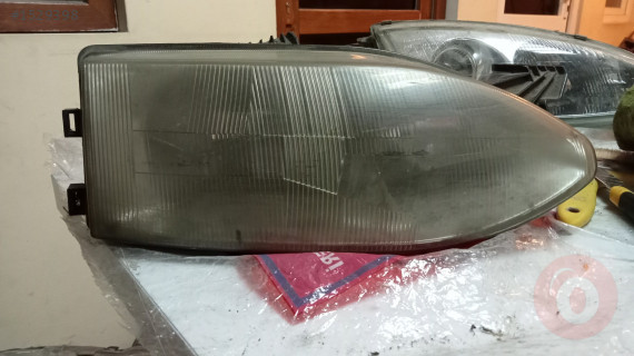 Fiat siena çıkma sağ ön far