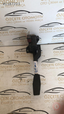 Opel corsa C kasa gaz pedalı 2003 - 2008 1. ürün