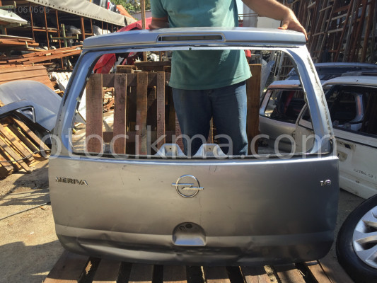 OPEL MERİVA BAGAJ KAPISI