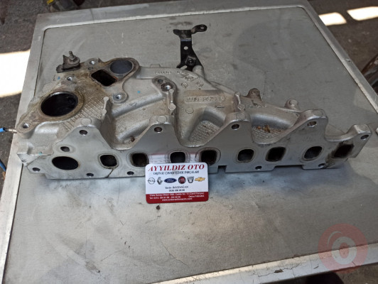 RENAULT TRAFİC 1.6 DCİ EMME MANİFOLTU 140032531R