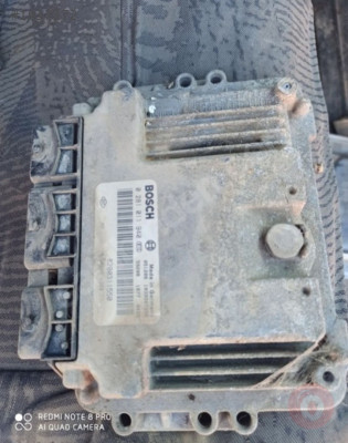 Renault master 2 motor beyni çıkma