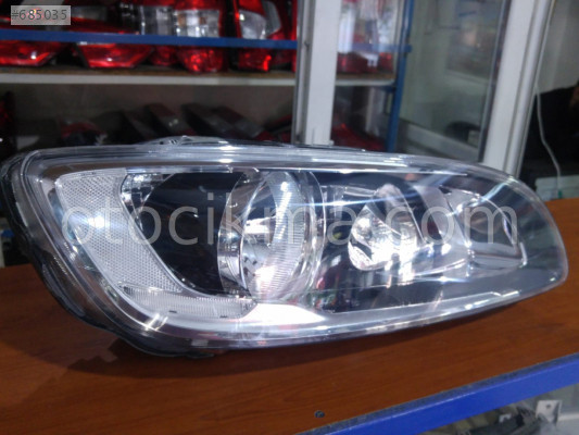 VOLVO S60 SAĞ ÖN FAR MERCEKSİZ ORJINAL ÇIKMA