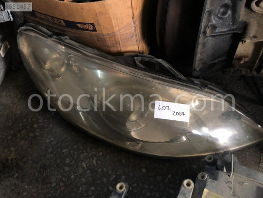 Peugeot 407 Sağ ön far hatasız orjinal çıkma