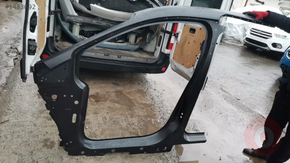 FORD COURİER SOL ÖN KAPI ÇERÇEVE SACI ORJ SIFIR