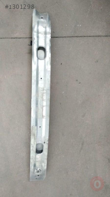 AUDI A4 2018 2021 ÖN TAMPON DEMİRİ 8W0807113