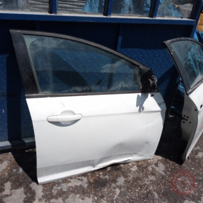 Ford focus-3 çıkma sağ ön kapı