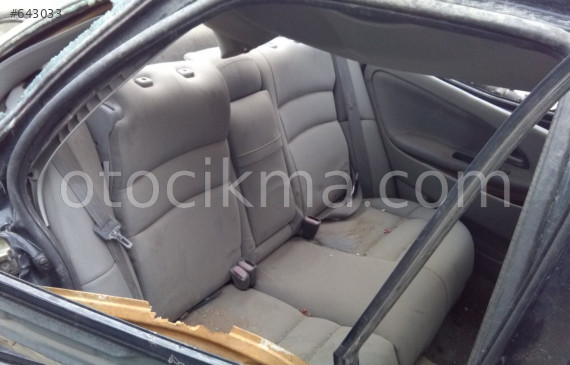 1996 VOLVO S40 HATASIZ KAPI PLASTİĞİ.