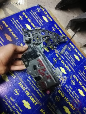 ORJİNAL SÖKME OPEL ASTRA H SAĞ ÖN KAPI KİLİDİ