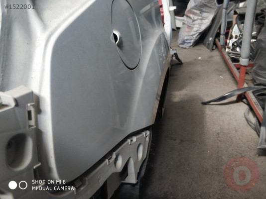Ford focus 3 kesme sağ arka çamurluk hatasız boyasız orijina