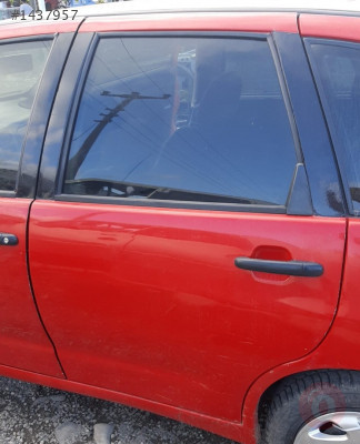 seat ibiza çıkma sol arka kapı