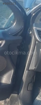 2009 peugeot 207 1.4 benzinli çıkma sol ön kapı menteşesi