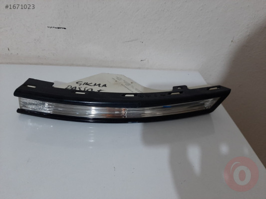 VOLKSWAGEN PASSAT 2003 11 TAMPON SİNYAL SOL ÇIKMA ORİJİNAL