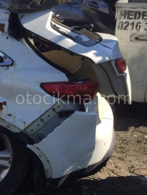 INFINITI FX30D ÇIKMA SOL STOP LAMBASI MEVCUTTUR.
