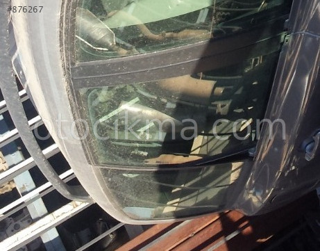 2005 VOLVO V50 HATASIZ SAĞ ARKA KAPI CAMI.
