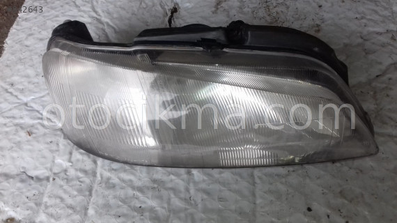 PEUGEOT 106 1997 MODEL  1,4 BENZİNLİ ÖN SAĞ FAR