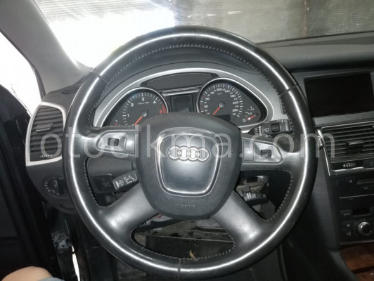 Audi Q7 Silecek Kolu hatasız orjinal çıkma