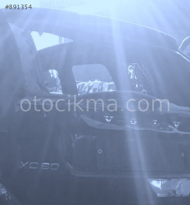 2010 VOLVO XC60 ÇIKMA BAGAJ SİLECEK KOLU.