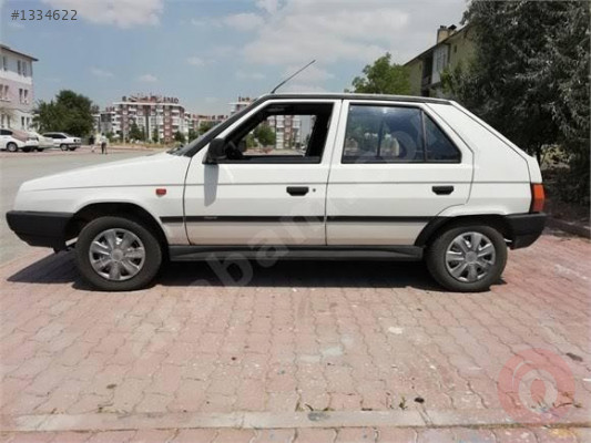 Skoda favorit çamurlukları