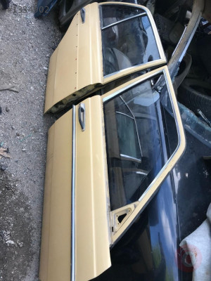 MERCEDES W123 SAĞ ÖN SOL ÖN ARKA KAPILAR