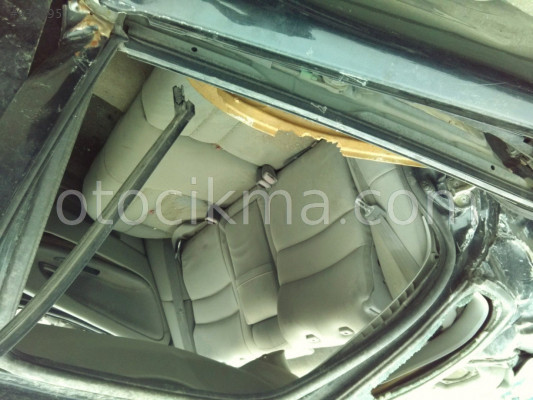 ÇIKMA 1996 VOLVO S40 KOLTUK DÖŞEMESİ.