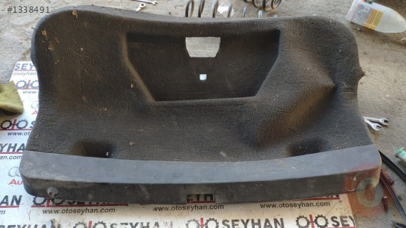 3B5867605 vw passat b5 bagaj kapağı kaplaması