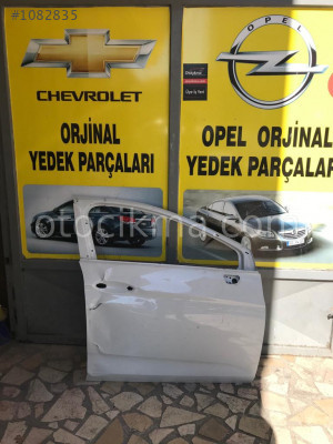 astra k beyaz renk sağ ön kapı çıkma sökme temiz kapılar