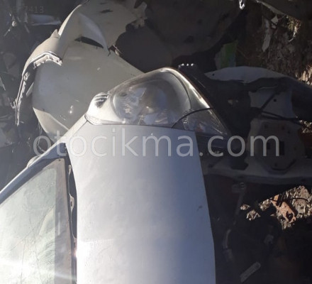 2010 HONDA JAZZ HATASIZ SOL FAR.